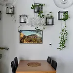 Cozy 2br In Kalamaja With Rooftop Terrace, Cinema, Keyless Check-in Apartman *