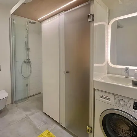 2br In Kalamaja With Rooftop Terrace, Cinema, Free Parking Lägenhet